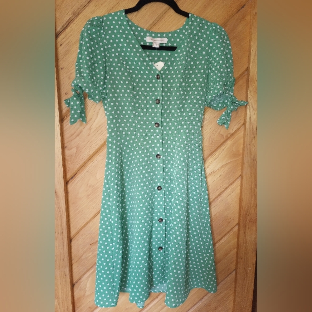 Monteau Green and white polka dot dress NWT